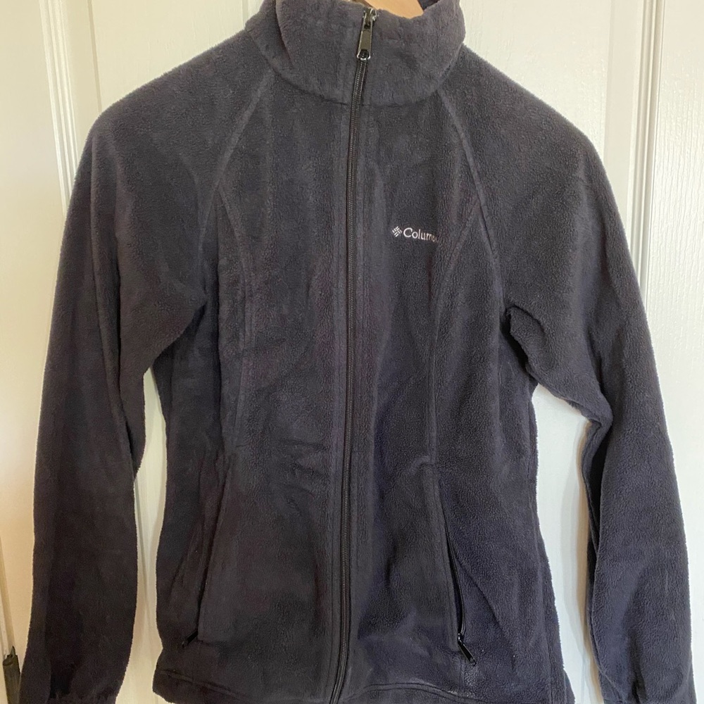 Columbia women’s black fleece